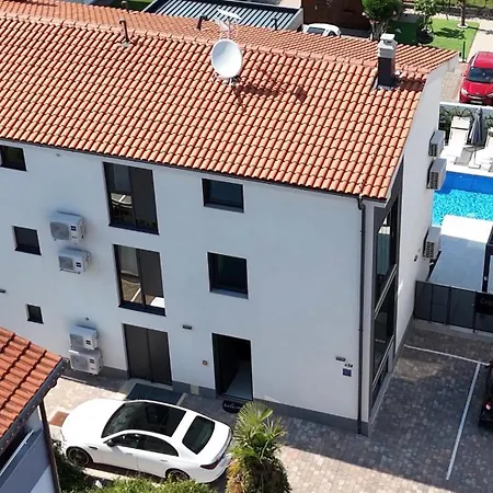 Luxury Marty דירה מאלינסקה